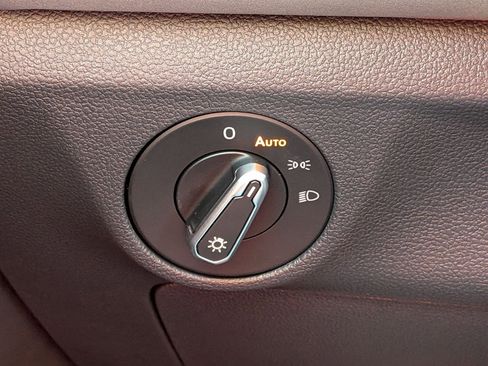 New 2026 Volkswagen Jetta SE image 17