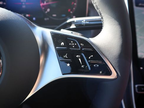 New 2026 Mercedes-Benz GLC 300 GLC 300 image 19