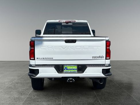 New 2026 Chevrolet Silverado 3500 High Country w/ High Country Premium Package AWD/4WD image 6