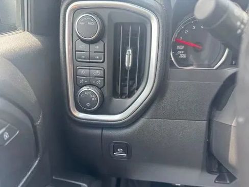 Used 2020 Chevrolet Silverado 1500 RST AWD/4WD image 23