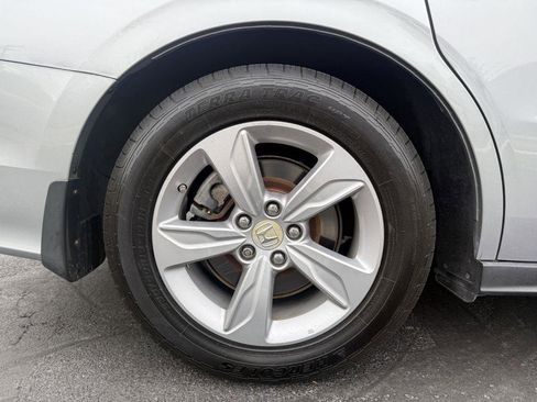 Used 2018 Honda Odyssey EX-L image 35