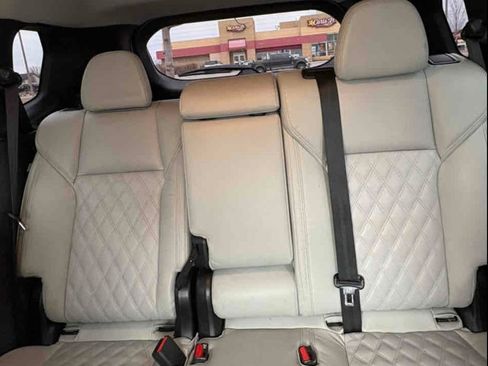 Used 2022 Mitsubishi Outlander SEL image 7