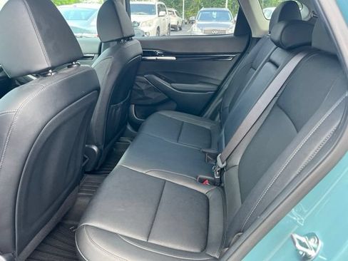 Used 2025 Kia Seltos EX w/ EX Sunroof Package FWD image 20