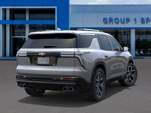 New 2026 Chevrolet Traverse High Country FWD image 4