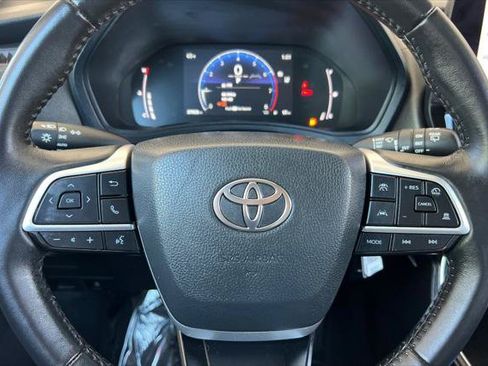 Certified 2025 Toyota Grand Highlander AWD image 26