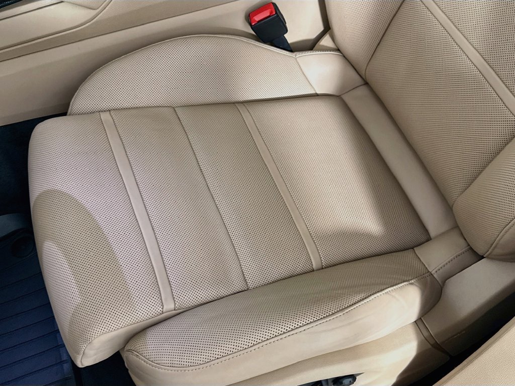 Certified 2023 Porsche Cayenne AWD/4WD image 21