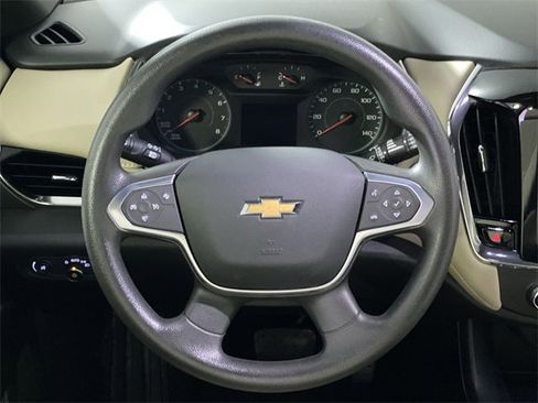 Certified 2023 Chevrolet Traverse LS image 16