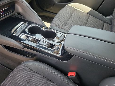 Used 2022 Buick Envision Preferred FWD image 20