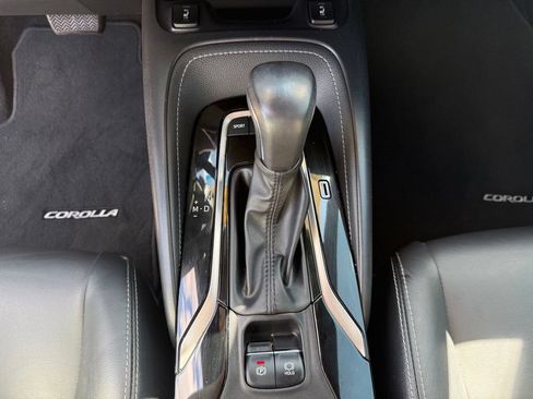 Used 2022 Toyota Corolla XSE FWD image 23