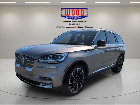 Used 2021 Lincoln Aviator Reserve w/ Equipment Group 202A AWD/4WD image 7