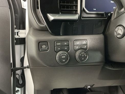 New 2026 Chevrolet Silverado 1500 LTZ AWD/4WD image 16