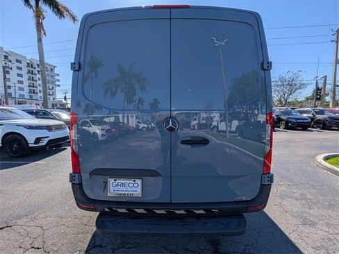 Used 2025 Mercedes-Benz Sprinter 2500 image 8