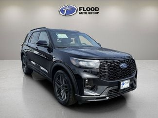 New 2026 Ford Explorer ST-Line video 1