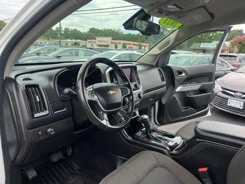 Used 2021 Chevrolet Colorado LT w/ Fleet Safety Package image 13