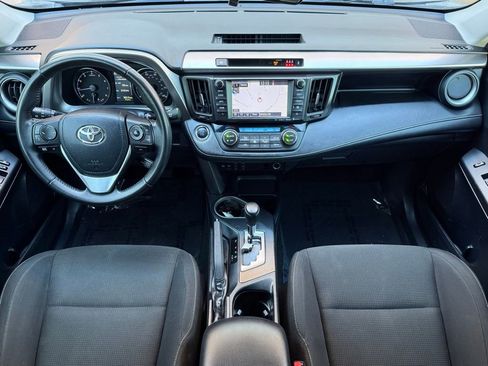Used 2018 Toyota RAV4 XLE FWD image 20
