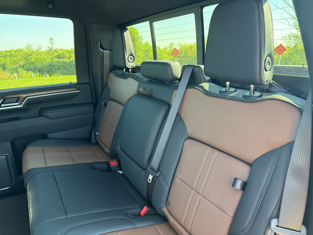 New 2026 Chevrolet Silverado 2500 High Country w/ High Country Premium Package AWD/4WD image 37