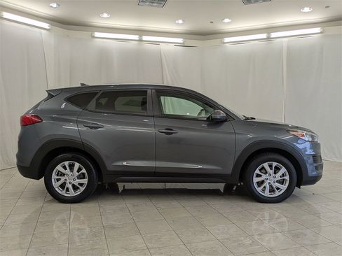 Used 2019 Hyundai Tucson SE image 4