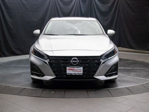 Used 2025 Nissan Altima 2.5 S image 4