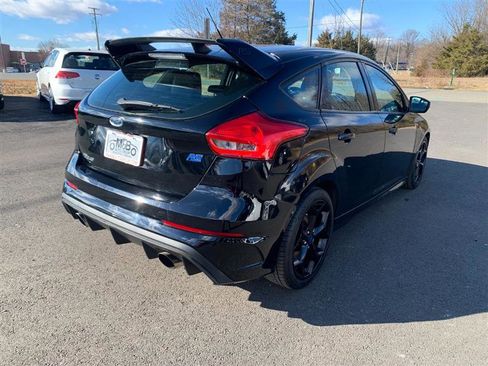 Used 2016 Ford Focus RS image 9