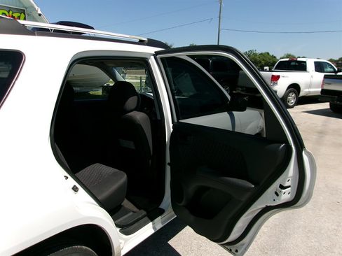 Used 2005 Kia Sportage LX FWD image 20