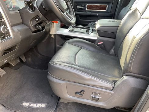 Used 2012 RAM 1500 Laramie RWD image 9