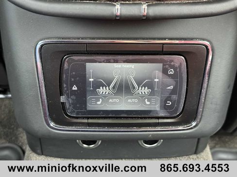 Used 2019 Bentley Bentayga image 33