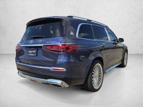 Certified 2024 Mercedes-Benz Maybach GLS 600 4MATIC image 4