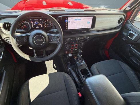 Used 2024 Jeep Gladiator Sport AWD/4WD image 15