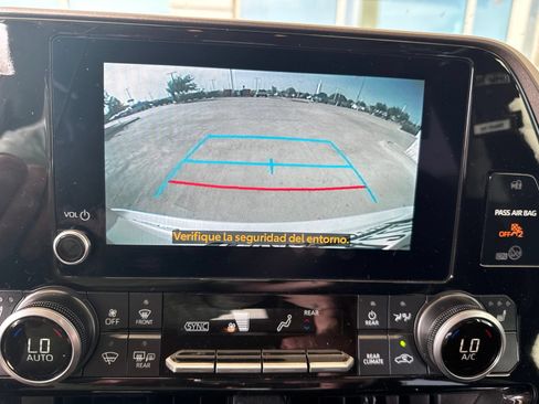 Used 2026 Toyota Highlander XLE AWD/4WD image 27