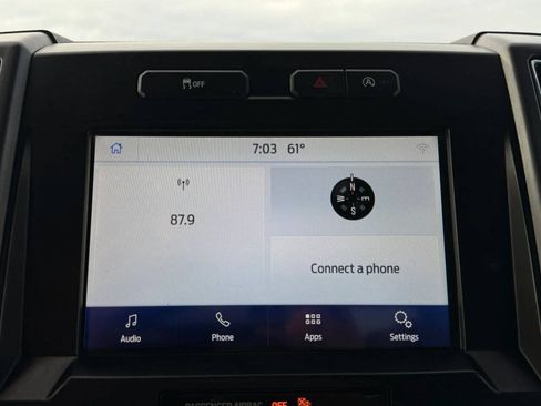 Used 2019 Ford F150 XLT w/ Equipment Group 302A Luxury AWD/4WD image 9