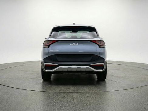 Used 2025 Kia Sportage LX image 7