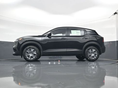 New 2026 Nissan Kicks S image 18