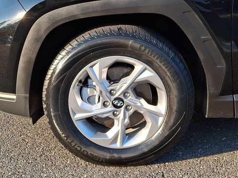 Certified 2024 Hyundai Tucson SE FWD image 8