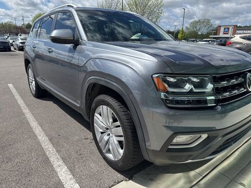Used 2019 Volkswagen Atlas SEL image 2