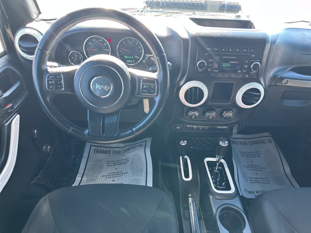 Used 2017 Jeep Wrangler Unlimited Sport w/ Connectivity Group AWD/4WD image 28