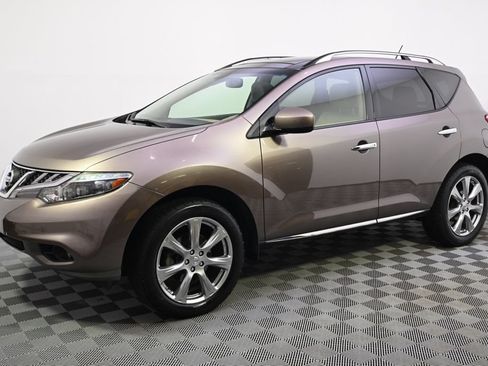 Used 2013 Nissan Murano LE w/ Platinum Pkg AWD/4WD image 2