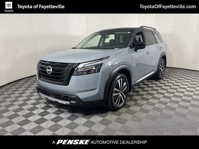 Used 2025 Nissan Pathfinder Platinum
