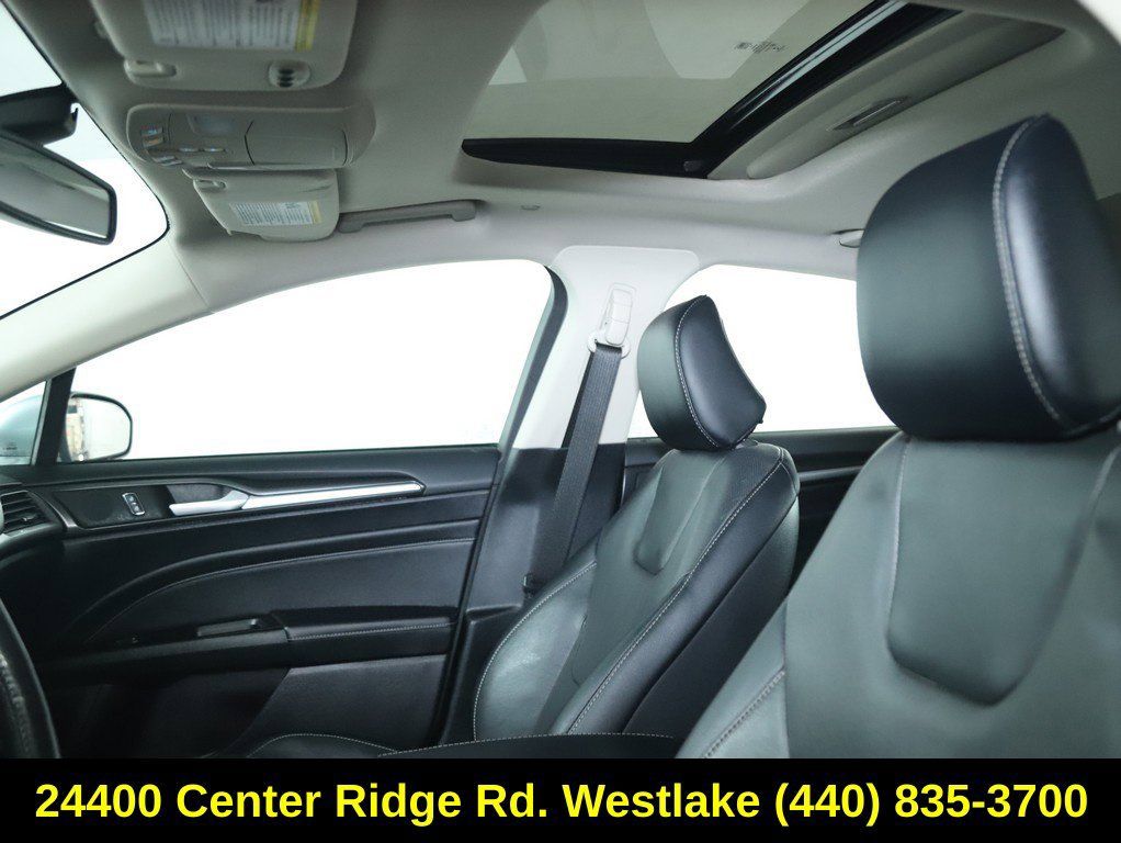 Used 2020 Ford Fusion Titanium FWD image 16