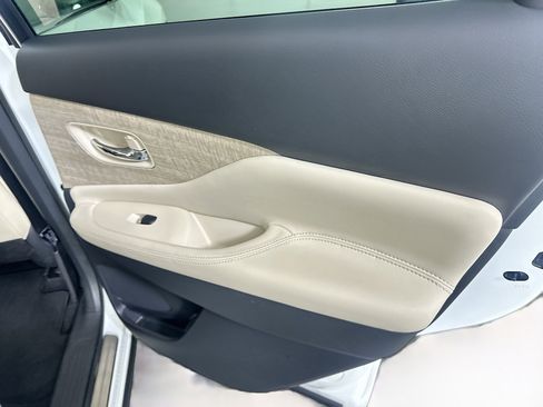 Used 2023 Nissan Murano SL w/ Cargo Package image 29