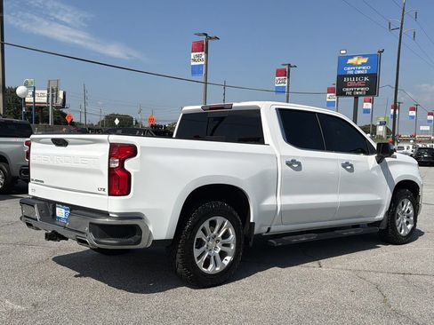 Used 2024 Chevrolet Silverado 1500 LTZ w/ LTZ Convenience Package II AWD/4WD image 25