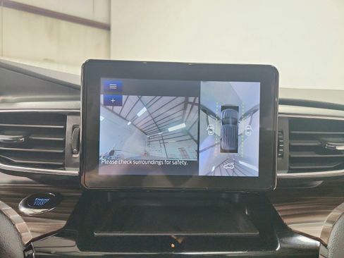 Used 2023 Ford Explorer Limited image 29