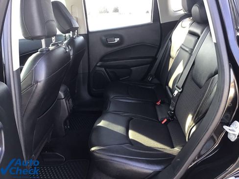 Used 2018 Jeep Compass Latitude w/ Cold Weather Group image 13