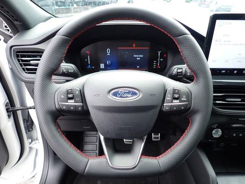 Used 2024 Ford Escape ST-Line w/ Tech Pack #1 image 23