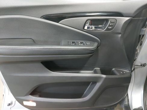 Used 2019 Honda Passport Touring image 28
