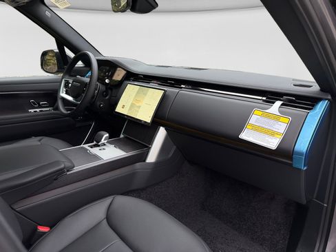 New 2026 Land Rover Range Rover SE AWD/4WD image 23