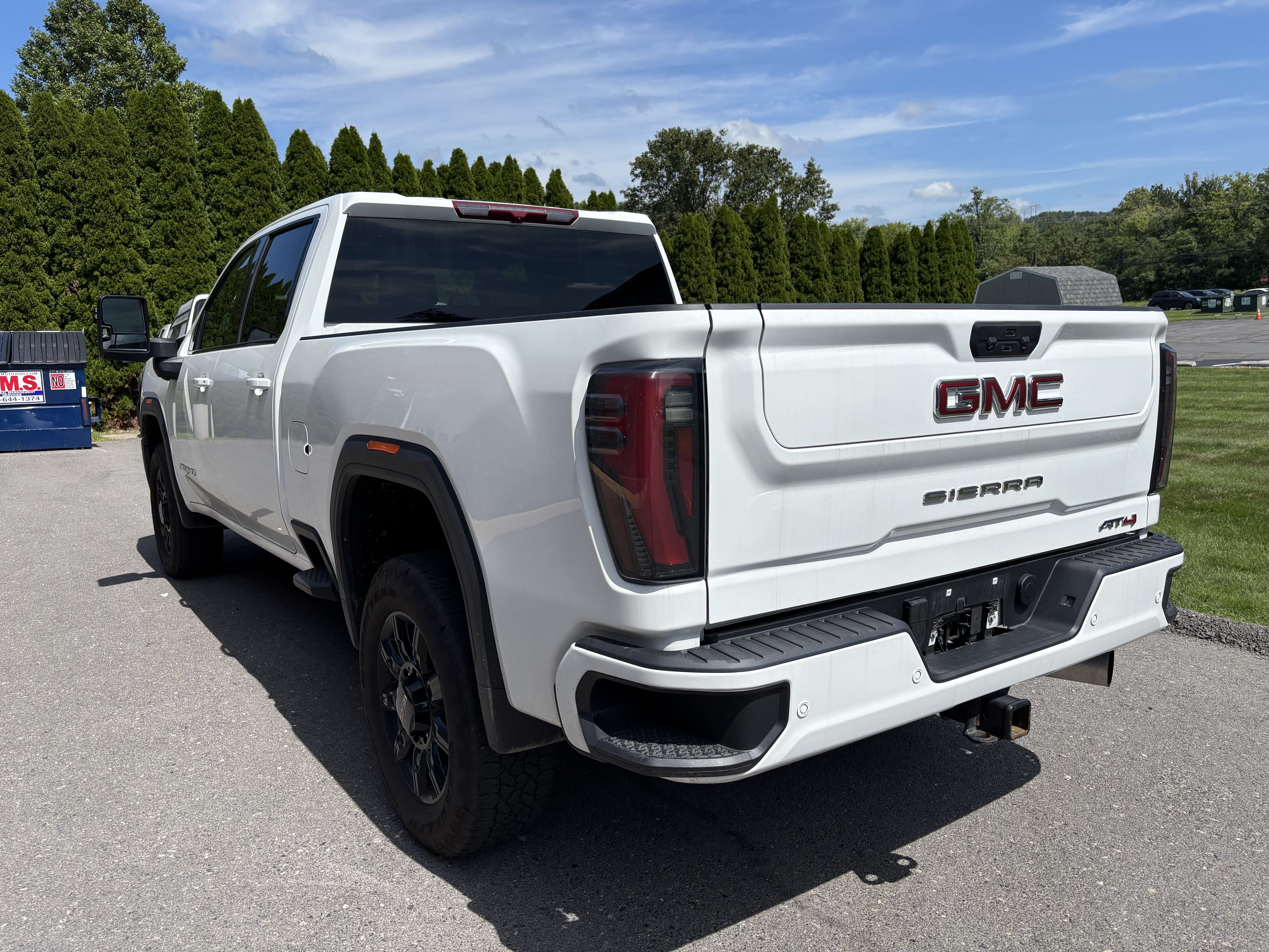 Used 2025 GMC Sierra 2500 AT4 AWD/4WD image 5