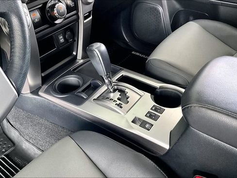 Used 2019 Toyota 4Runner SR5 Premium RWD image 15