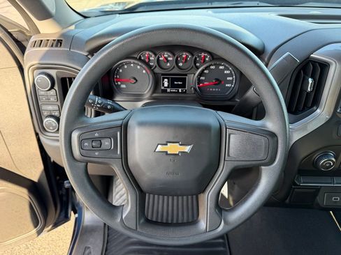 Used 2020 Chevrolet Silverado 1500 Custom image 12