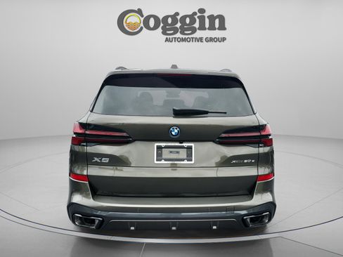 New 2026 BMW X5 xDrive50e image 5