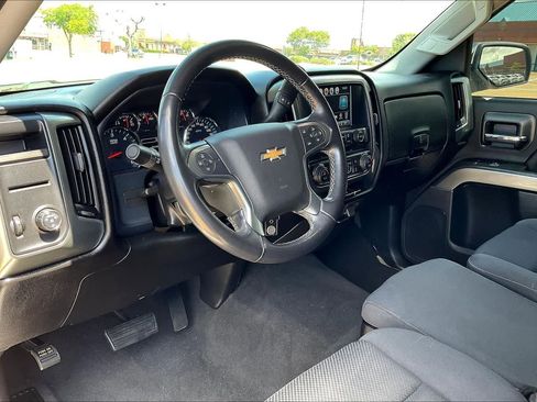 Used 2018 Chevrolet Silverado 1500 LT w/ Texas Edition image 2